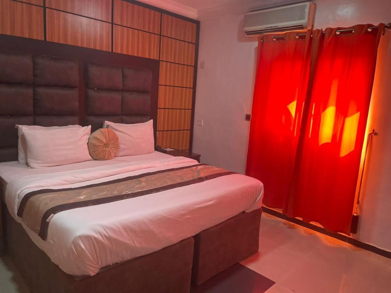 Brick Rock Hotel And Suites Port Harcourt Nigeria Exterior photo